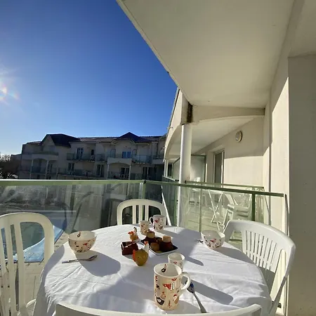 Avec Piscine - La Chaume Apartment