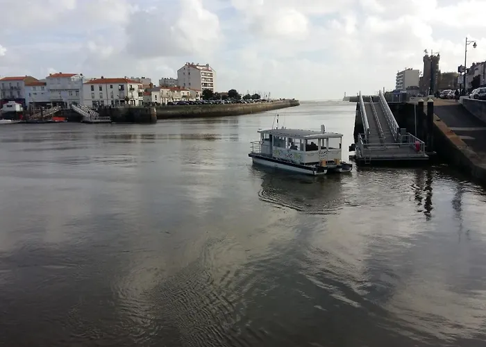 Le Souvenir Intemporel - Avec Piscine Parking